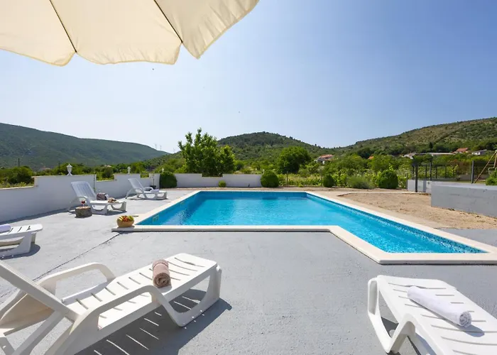 Villa Neda By Guide Primorski Dolac